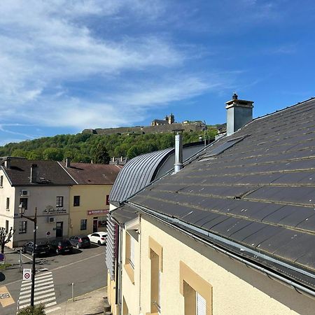 Au Coeur De Montmedy Bed & Breakfast ภายนอก รูปภาพ